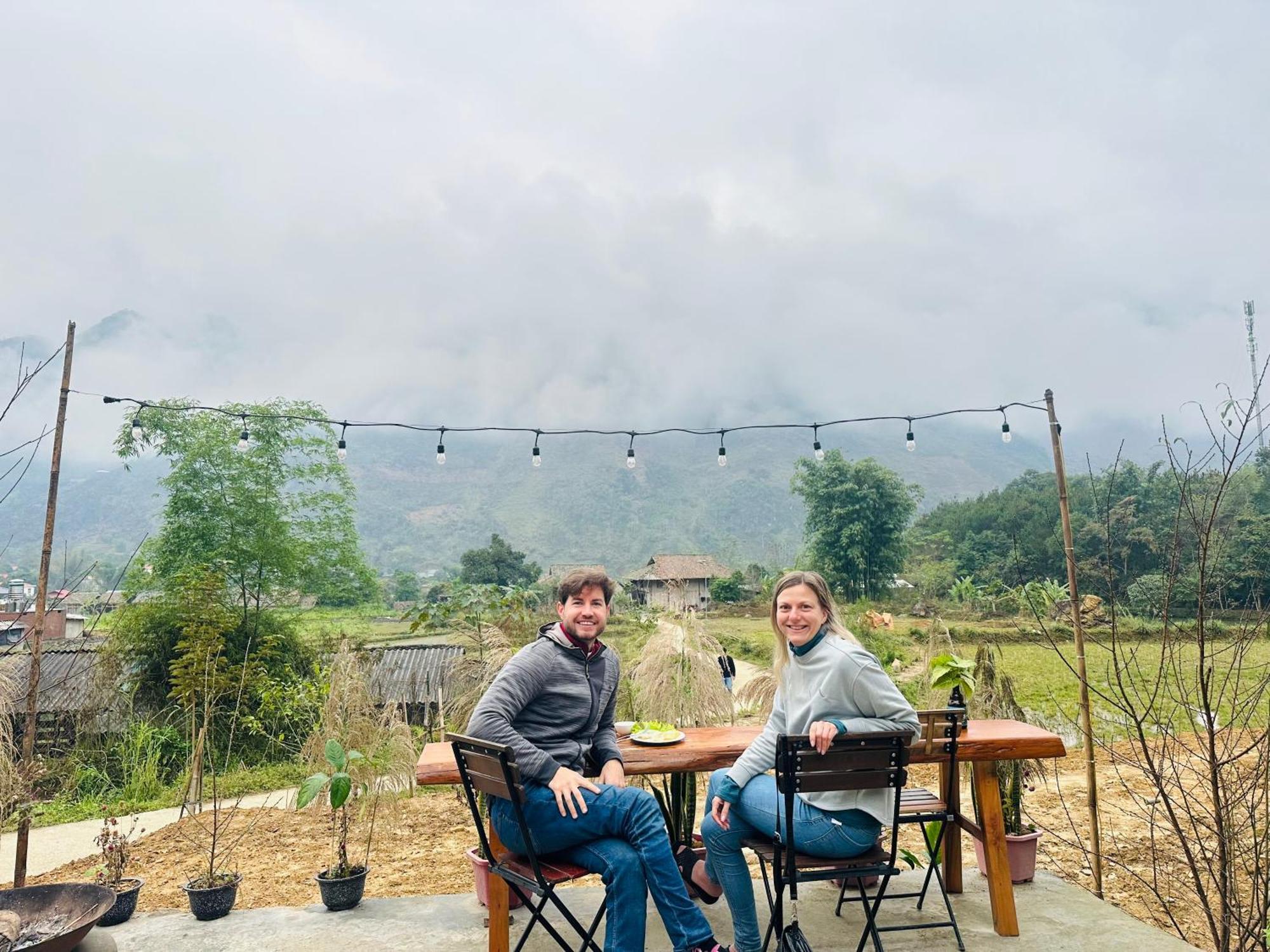 Du Gia Field View Homestay Làng Cac Eksteriør billede