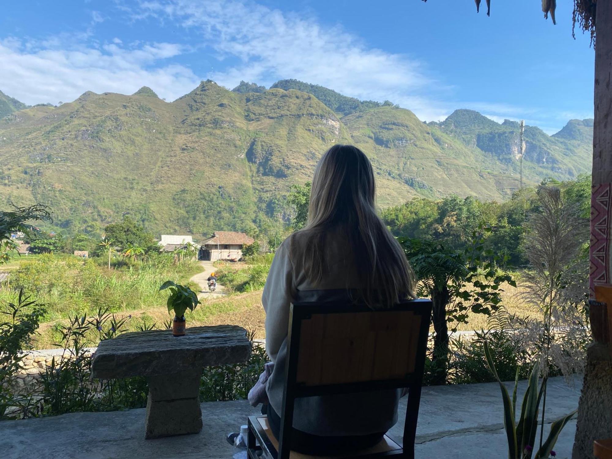 Du Gia Field View Homestay Làng Cac Eksteriør billede