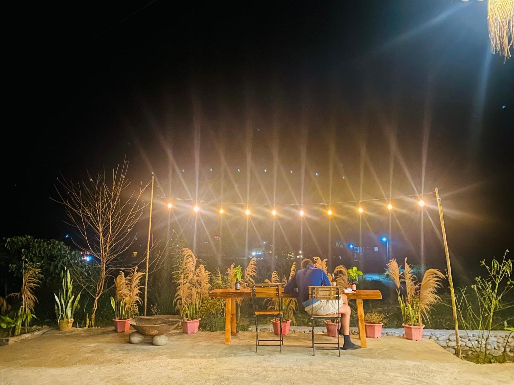 Du Gia Field View Homestay Làng Cac Eksteriør billede