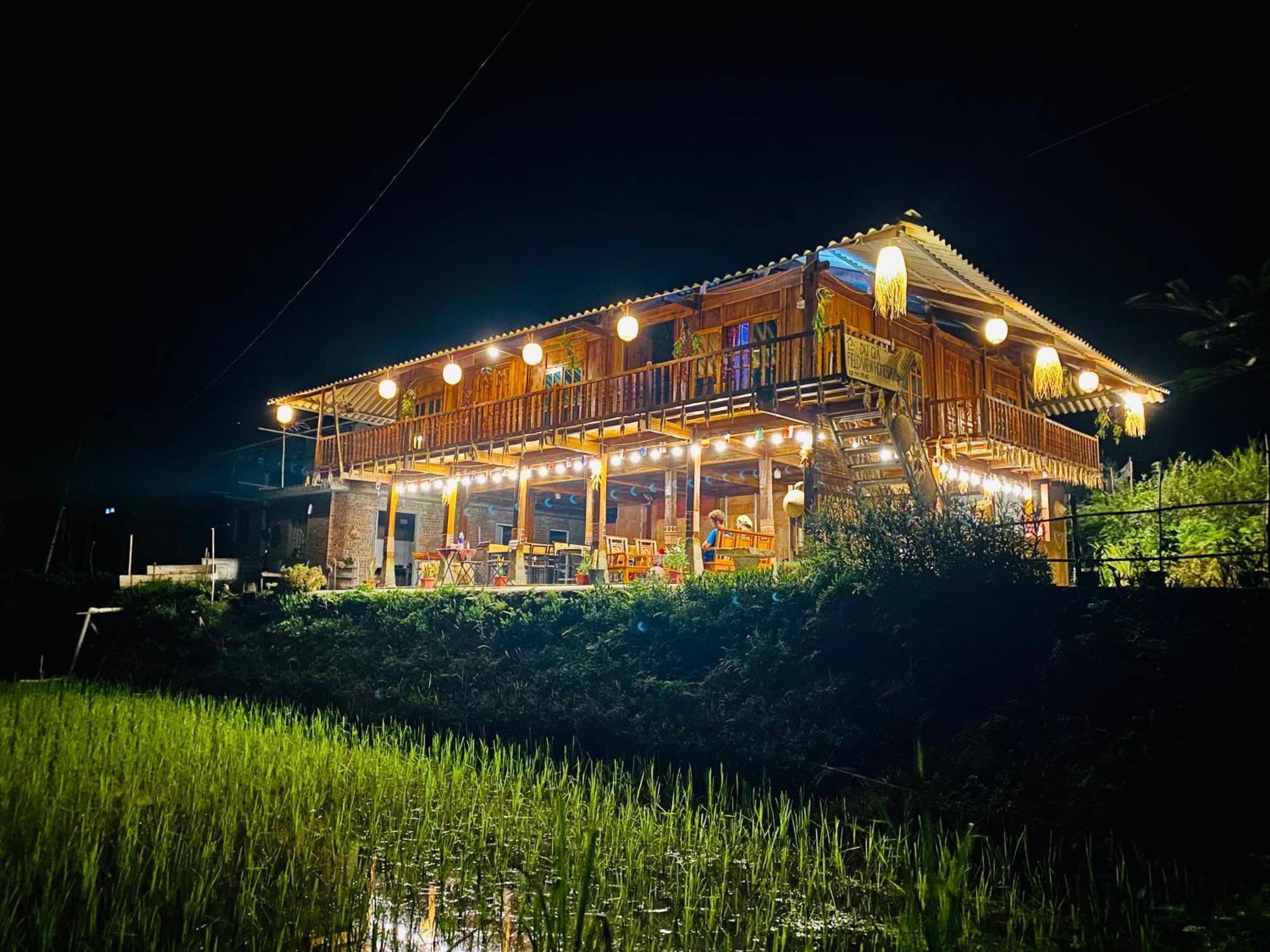 Du Gia Field View Homestay Làng Cac Eksteriør billede