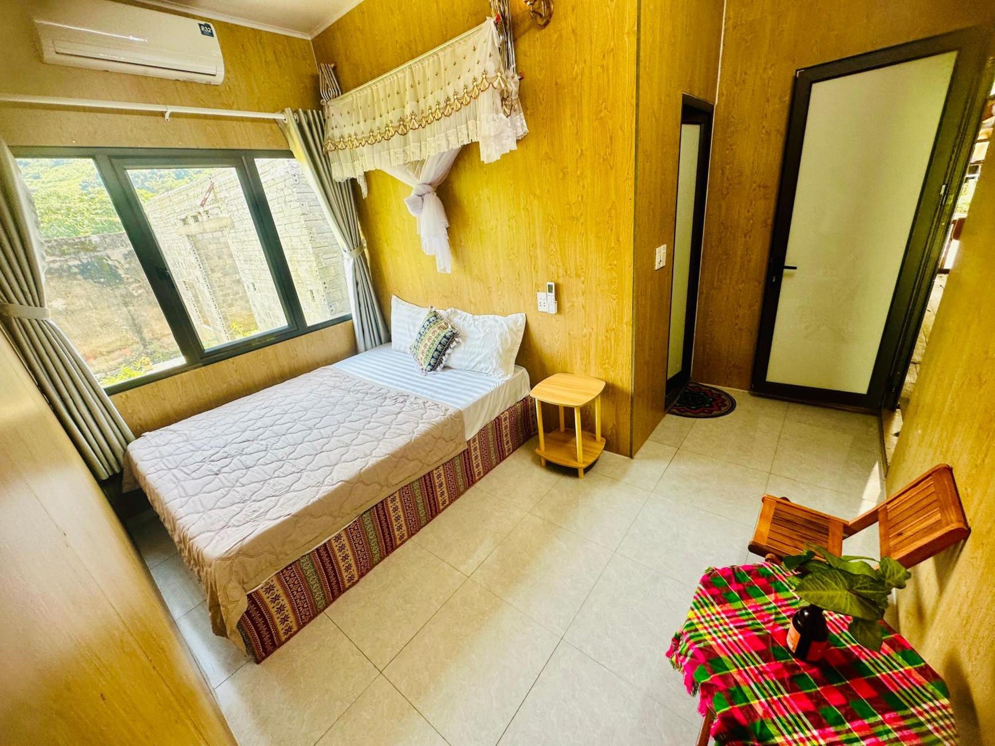 Du Gia Field View Homestay Làng Cac Eksteriør billede